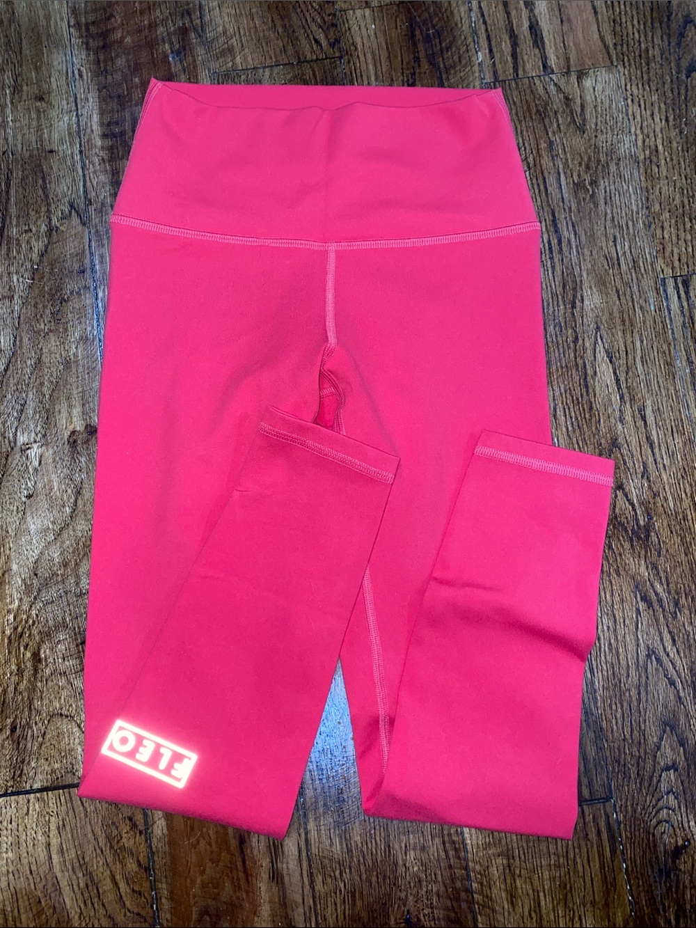 Fleo High-Rise Hot Pink Performance Leggings